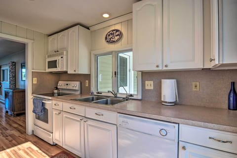 Kitchen | Drip Coffee Maker | Tea Kettle