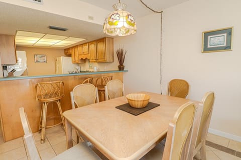 St. Augustine Beach Rentals Dining Room