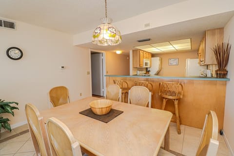 St. Augustine Beach Rentals Dining Room