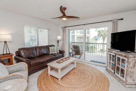 St. Augustine Beach Rentals Living Room