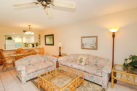 St. Augustine Beach Rentals Living Room