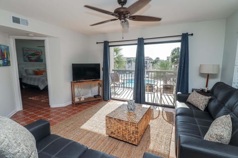 St. Augustine Beach Rentals Living Room