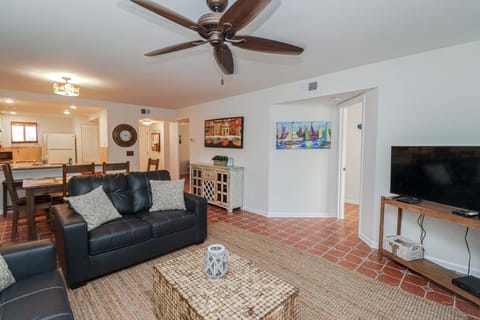 St. Augustine Beach Rentals Living Room