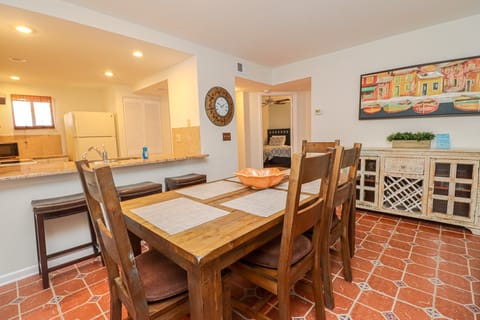 St. Augustine Beach Rentals Dining Room
