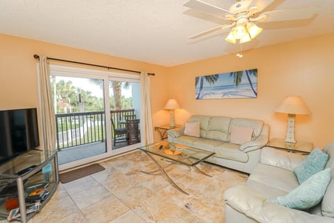 St. Augustine Beach Rentals Living Room