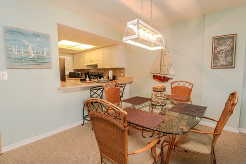 St. Augustine Beach Rentals Dining Room