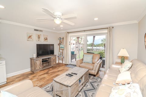 St. Augustine Beach Rentals Living Room