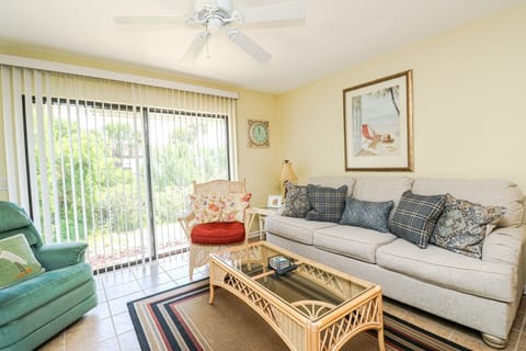 St. Augustine Beach Rentals Living Room