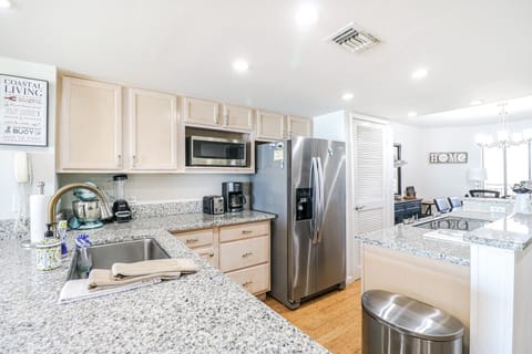 St. Augustine Beach Rentals Kitchen