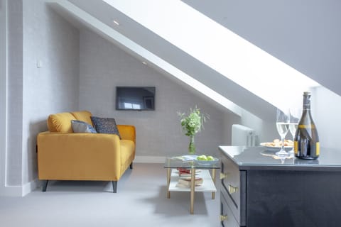 Sofa, Smart TV with Free Wi-Fi - Provident Suite