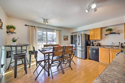 Kitchen | Coffee Grinder & Maker | Toaster | Trash Bags & Paper Towels