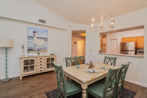 St. Augustine Beach Rentals Dining Room