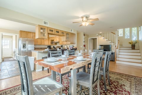 Whether it’s coffee or cocktails — this is the place to land.