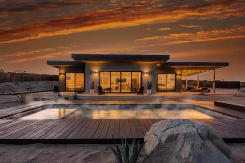 Heated Pool (extra fee in cooler months)