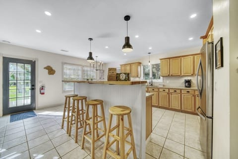 Island bar in the kitchen