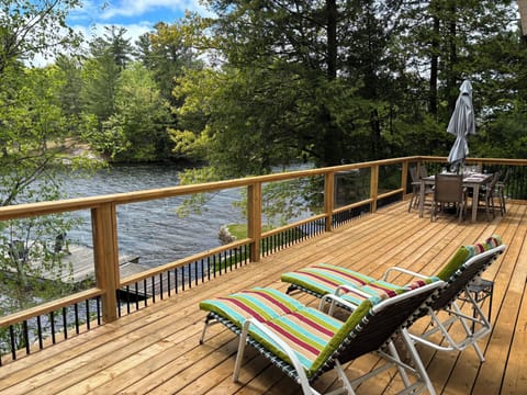 Large deck for dining and lounging