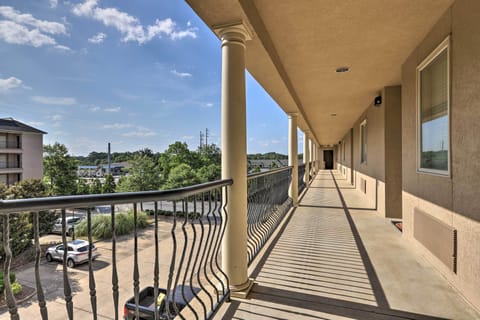 Tiger Suites Complex