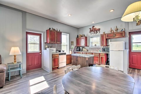 Kitchen | Well-Equipped