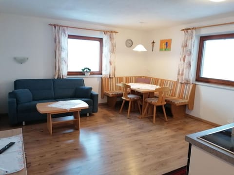 Appartement Sonneck - Embacher Marianne - Rotharlhof Apartment in Salzburgerland