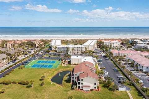 Colony Reef Club