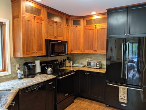 Fully equipped and modern kitchen