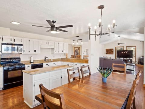 Open concept to maximize family time