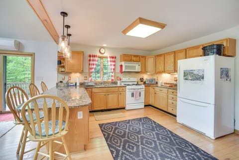 Kitchen | 1st Floor | Fully Equipped | Cooking Supplies | Spices