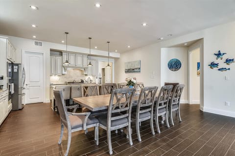 Main Level,Dining Area,