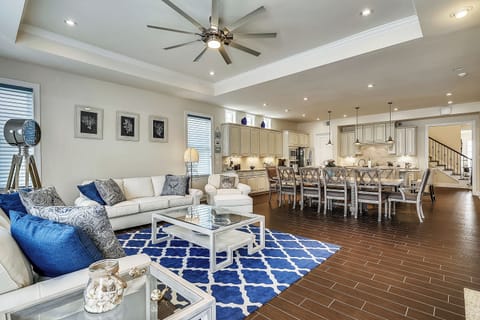Main Level,Living Area,
