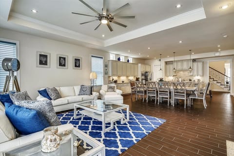 Main Level,Living Area,