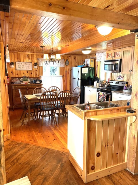 Updated Kitchen with Dishwasher