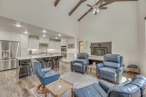 Cloudcroft Vacation Rental | 4BR | 3.5BA | 2,600 Sq Ft | 2 Stories