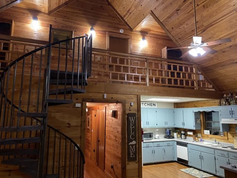 Great room facing kitchen 