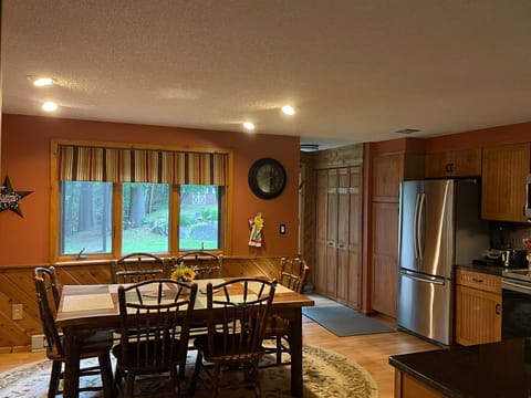 Entry way into the kitchen