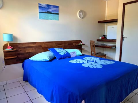 The bedroom with king-size bed