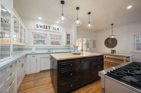 La Belle Vie on Vine (15)