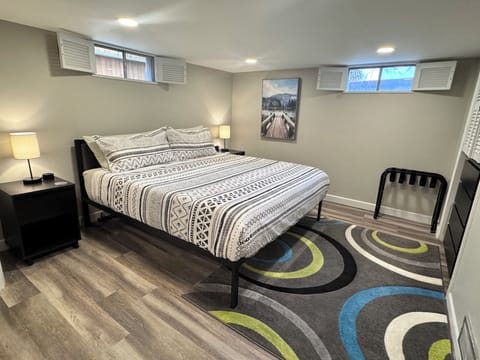 King 12" gel memory foam mattress firm-medium.