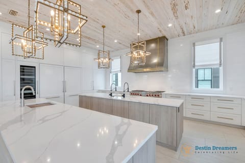 Second Floor Gourmet Kitchen - Double Islands - Double Ovens - Double Sinks