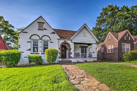 Birmingham Vacation Rental | 3BR | 1BA | 1,676 Sq Ft | 3 Steps Up to Enter