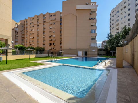 Building, Water, Plant, Sky, Daytime, Property, Window, Azure, Swimming Pool, Shade