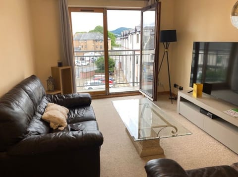 Living Room / Lounge