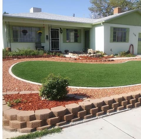 Street view of my home. Welcome !