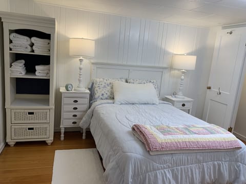 Full Size Bed