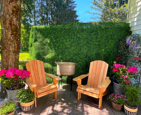 Enjoy the peace and the garden!