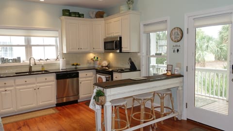 Additional eating area