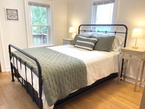 Queen bedroom
