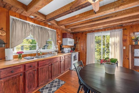 We just loved the exposed beams of this nostalgic cottage, built in 1935