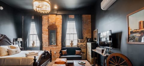 Elegant bedroom design