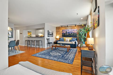 Living room, twin daybed with trundle (two twins) and futon