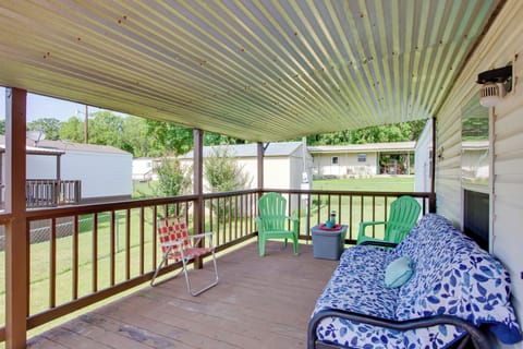 Mead Vacation Rental | 3BR | 1BA | 800 Sq Ft | Single-Story Cabin